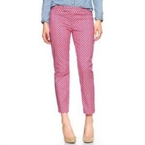 GAP SLIM CROPPED PINK LANTERN PRINT PANTS